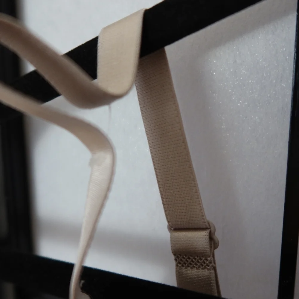 Rene Rofe Cream Seamless Bra 36D - Picture 3 of 5